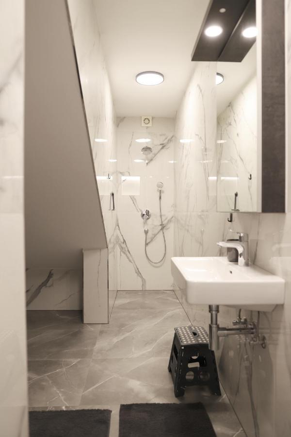 Brand New With Private Pool Apartman *